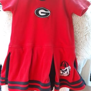 Georgia Bulldogs cheerleaders dress